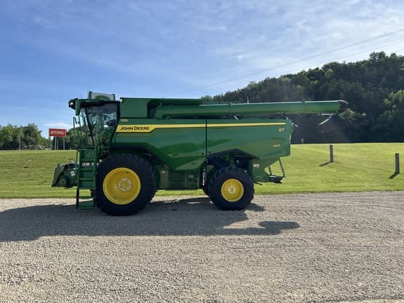 Image of John Deere S7 600 equipment image 3