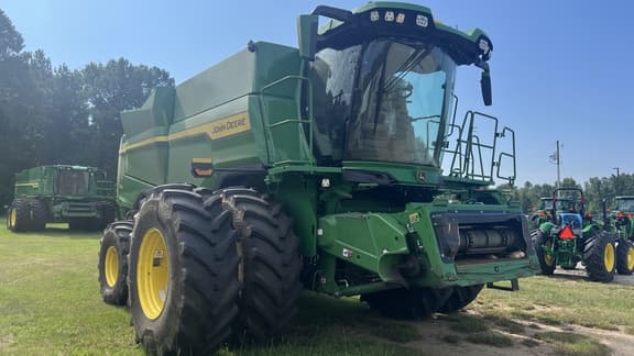 Image of John Deere S7 800 Primary image