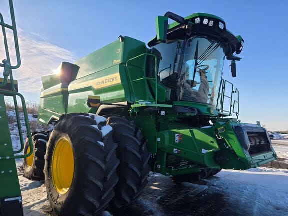 2025 John Deere S7 800 Equipment Image0