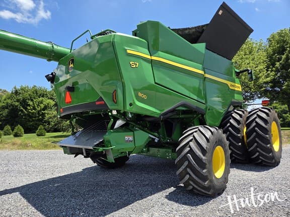 Image of John Deere S7 800 equipment image 3