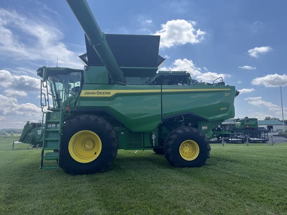 Image of John Deere S7 800 equipment image 3