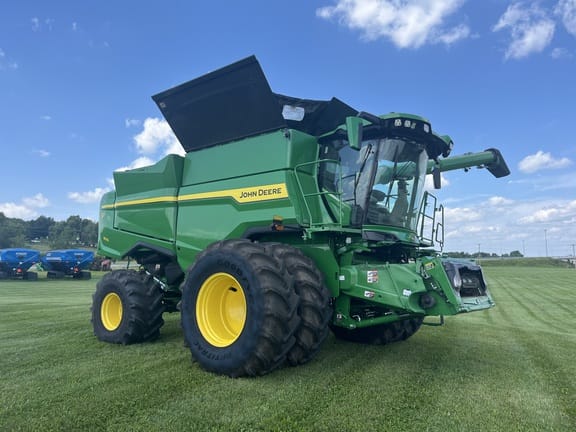 2025 John Deere S7 800 Equipment Image0