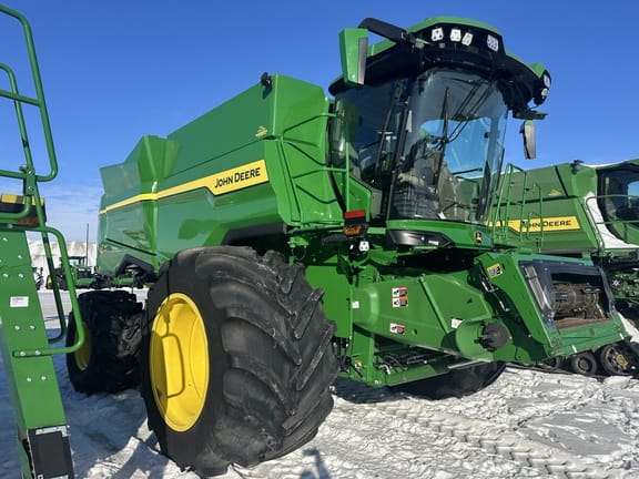 2025 John Deere S7 800 Equipment Image0
