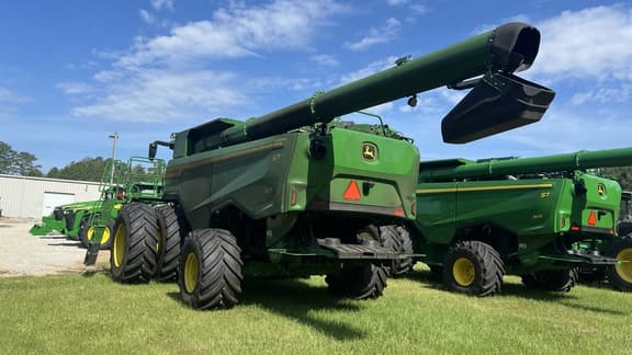 Image of John Deere S7 800 equipment image 3