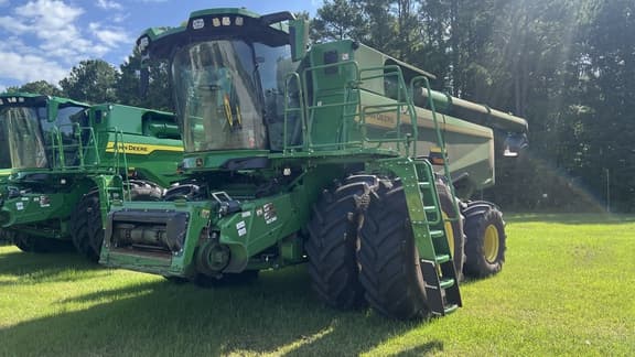 Image of John Deere S7 800 equipment image 4