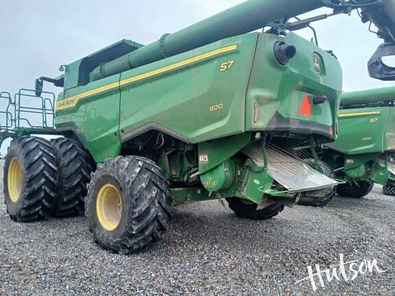 Image of John Deere S7 800 equipment image 2