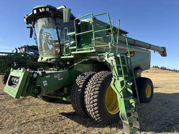2025 John Deere S7 800 Equipment Image0