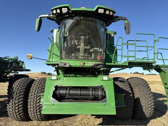 Image of John Deere S7 800 equipment image 4