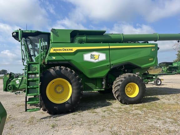2025 John Deere S7 800 Equipment Image0