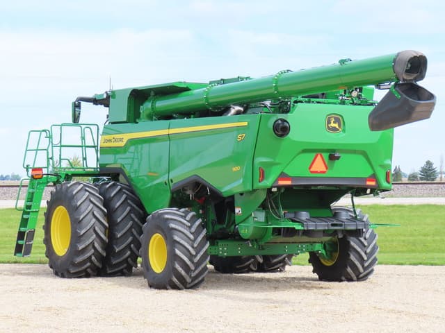 Image of John Deere S7 900 equipment image 2