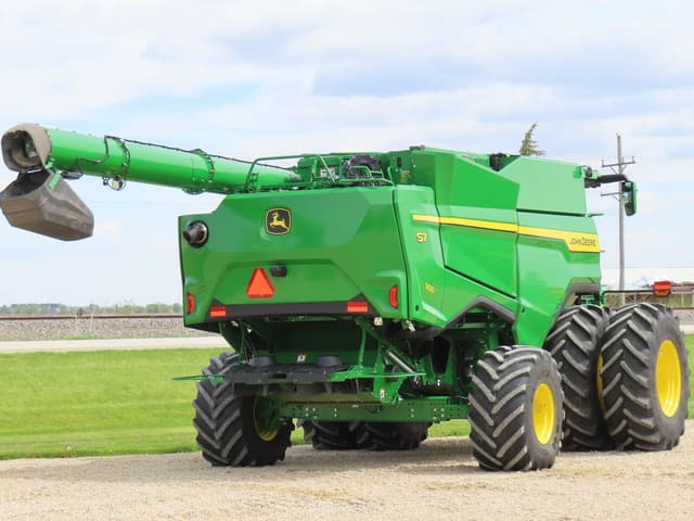 Image of John Deere S7 900 equipment image 4