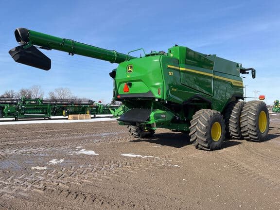 Image of John Deere S7 900 equipment image 4