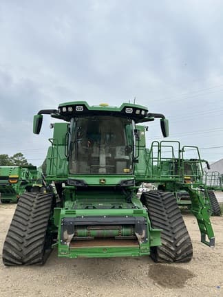 Image of John Deere S7 900 equipment image 1