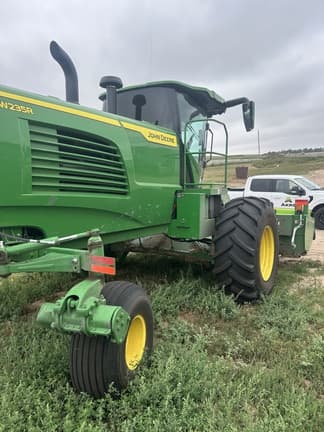 Image of John Deere W235R equipment image 2