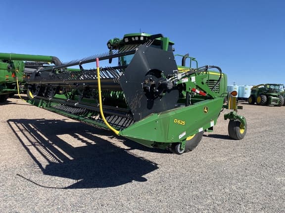 Image of John Deere W235R equipment image 1