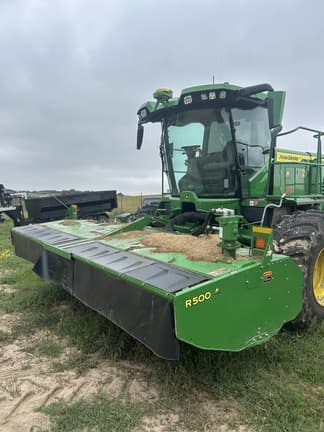 Image of John Deere W235R equipment image 1