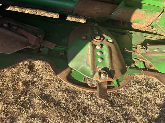 Image of John Deere W235R equipment image 2