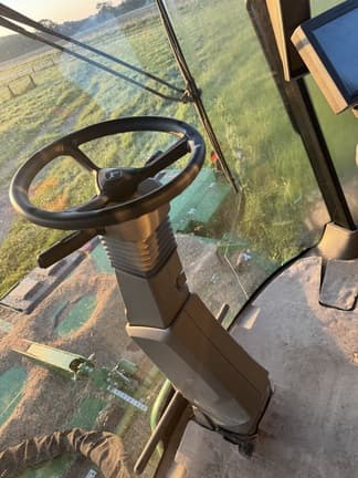 Image of John Deere W260R equipment image 4