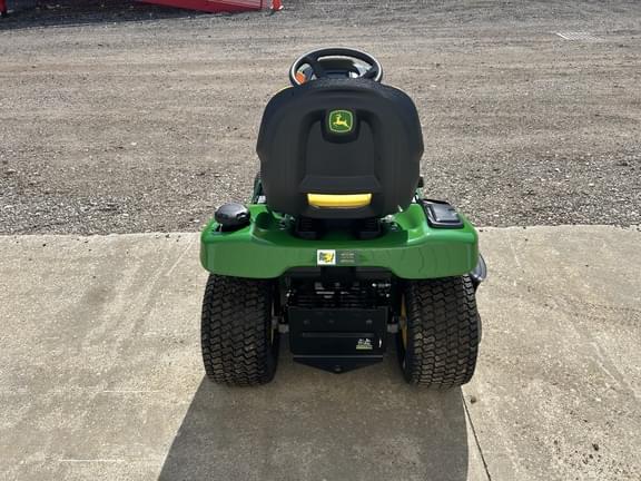 Image of John Deere X350 equipment image 4
