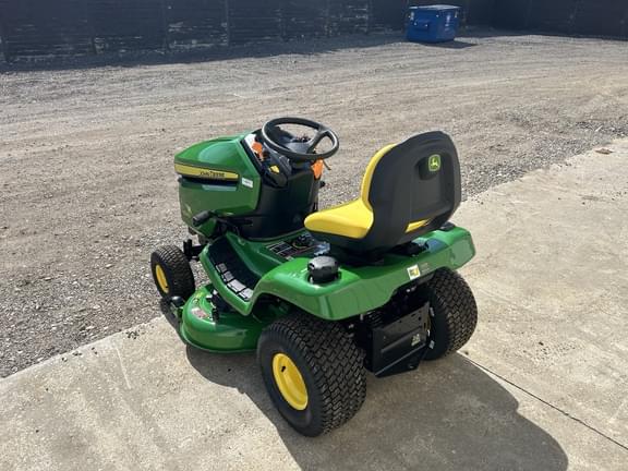 Image of John Deere X350 equipment image 3