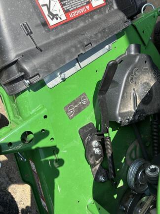 Image of John Deere X350 equipment image 4