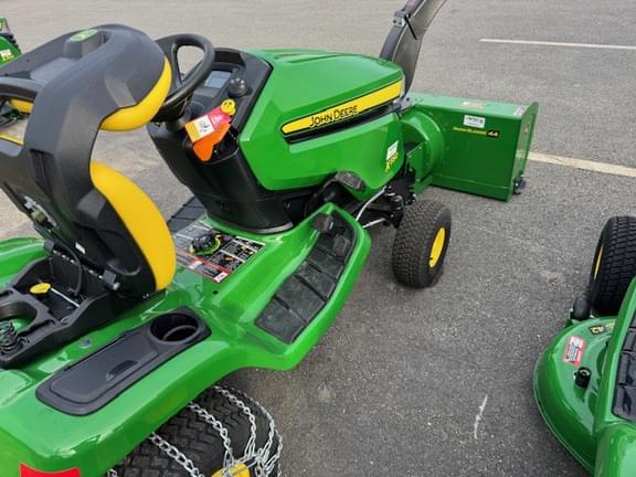 Image of John Deere X350 equipment image 3