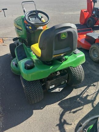 Image of John Deere X350 equipment image 3