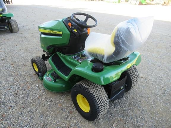 Image of John Deere X350 equipment image 4
