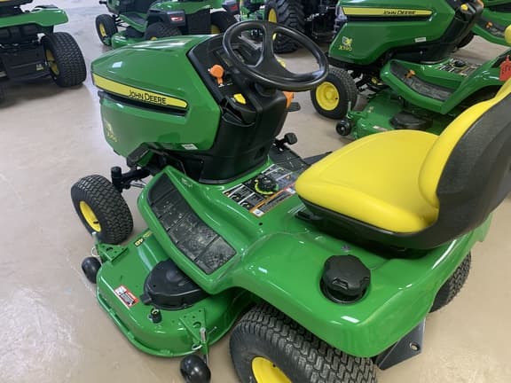 Image of John Deere X350 equipment image 4