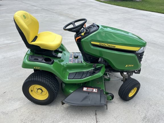 Image of John Deere X354 equipment image 2