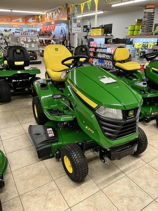 Image of John Deere X370 Primary image