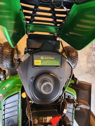 Image of John Deere X370 equipment image 2