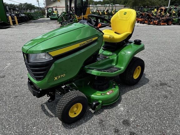 2025 John Deere X370 Equipment Image0