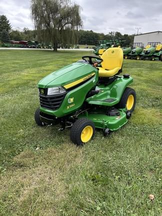 Image of John Deere X380 equipment image 3
