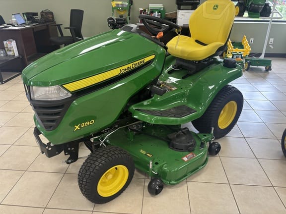 2025 John Deere X380 Equipment Image0