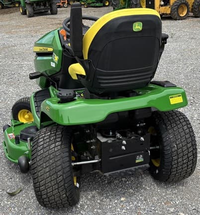 Image of John Deere X384 equipment image 3