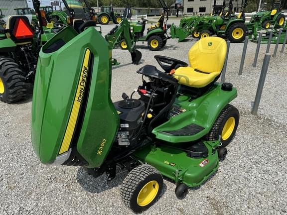 Image of John Deere X390 equipment image 2