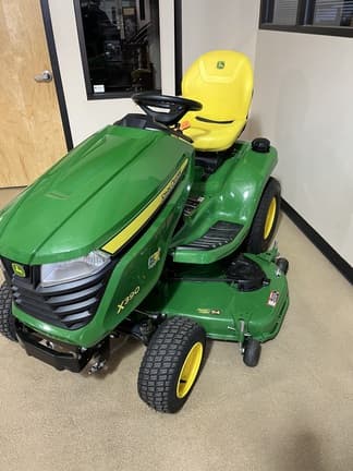 Image of John Deere X390 Image 1