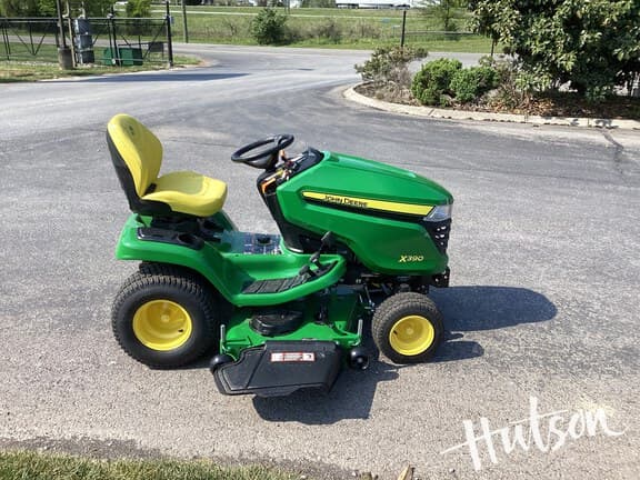 Image of John Deere X390 equipment image 2