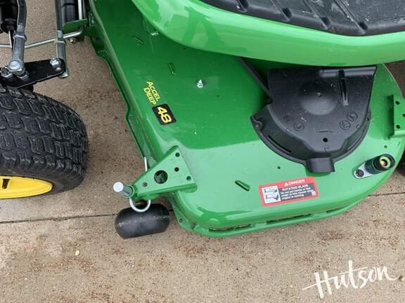 Image of John Deere X394 equipment image 4