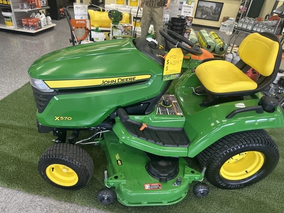 2025 John Deere X570 Equipment Image0