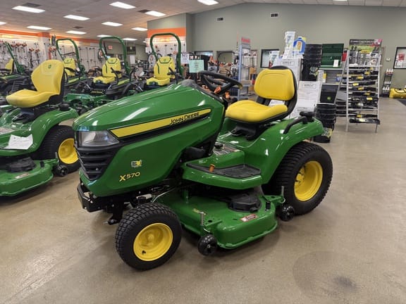 2025 John Deere X570 Equipment Image0