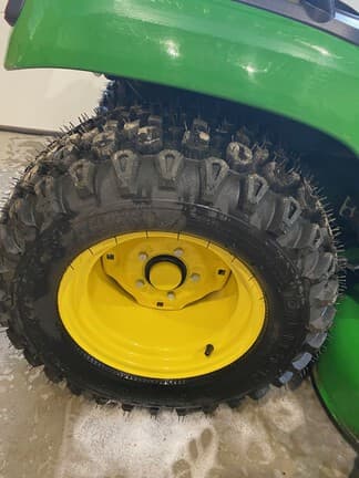 Image of John Deere X590 equipment image 3