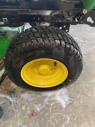 Image of John Deere X590 equipment image 4