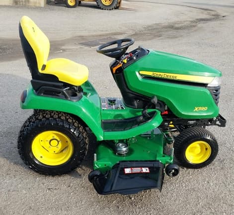 Image of John Deere X590 equipment image 2