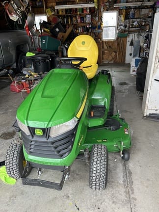 2025 John Deere X590 Equipment Image0