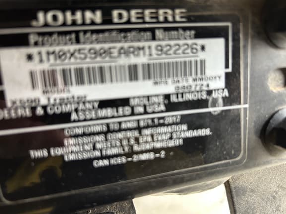 Image of John Deere X590 equipment image 4