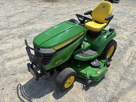 2025 John Deere X590 Equipment Image0