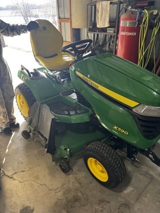 2025 John Deere X590 Equipment Image0