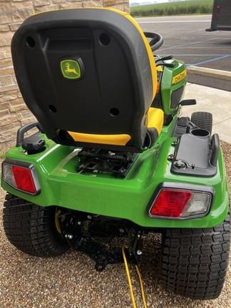 Image of John Deere X730 equipment image 4